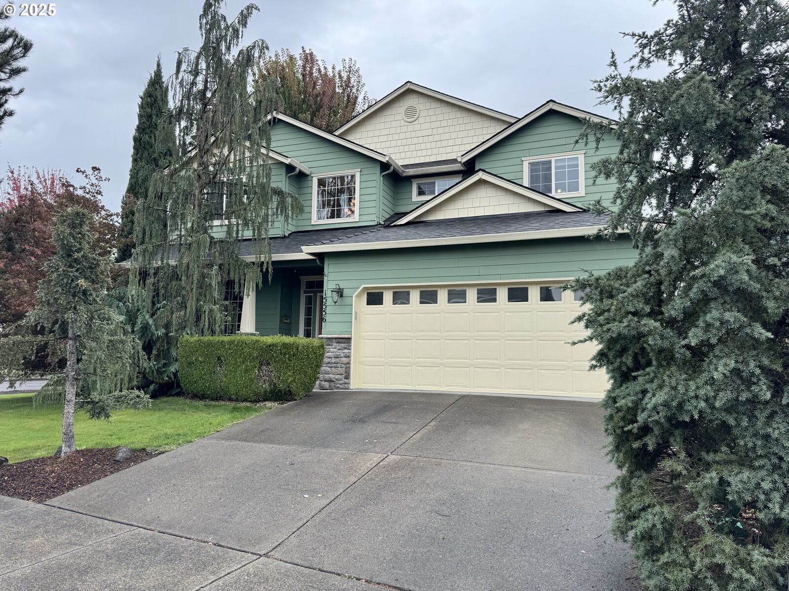 Property Photo:  15556 SE Gladys Rose Way  OR 97089 