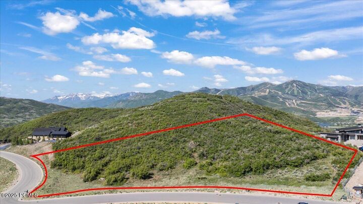 Property Photo:  9555 E Lone Peak Lane  UT 84036 