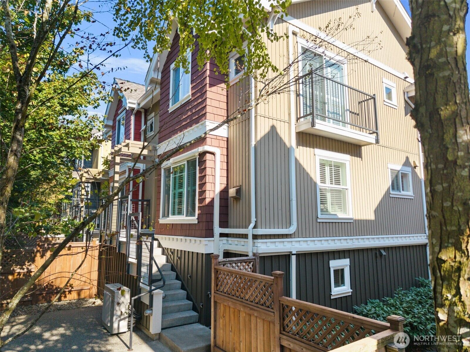 Property Photo: 7406 4th Avenue NE WA 98115