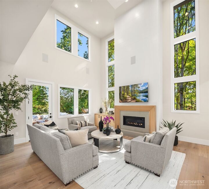 Property Photo:  1704  172nd Court NE  WA 98008 