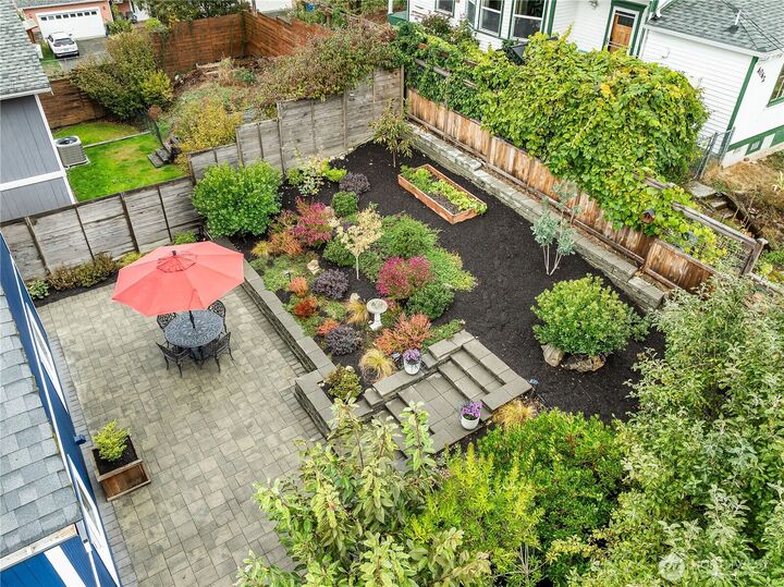 Property Photo: 3110 S Dakota Street WA 98108