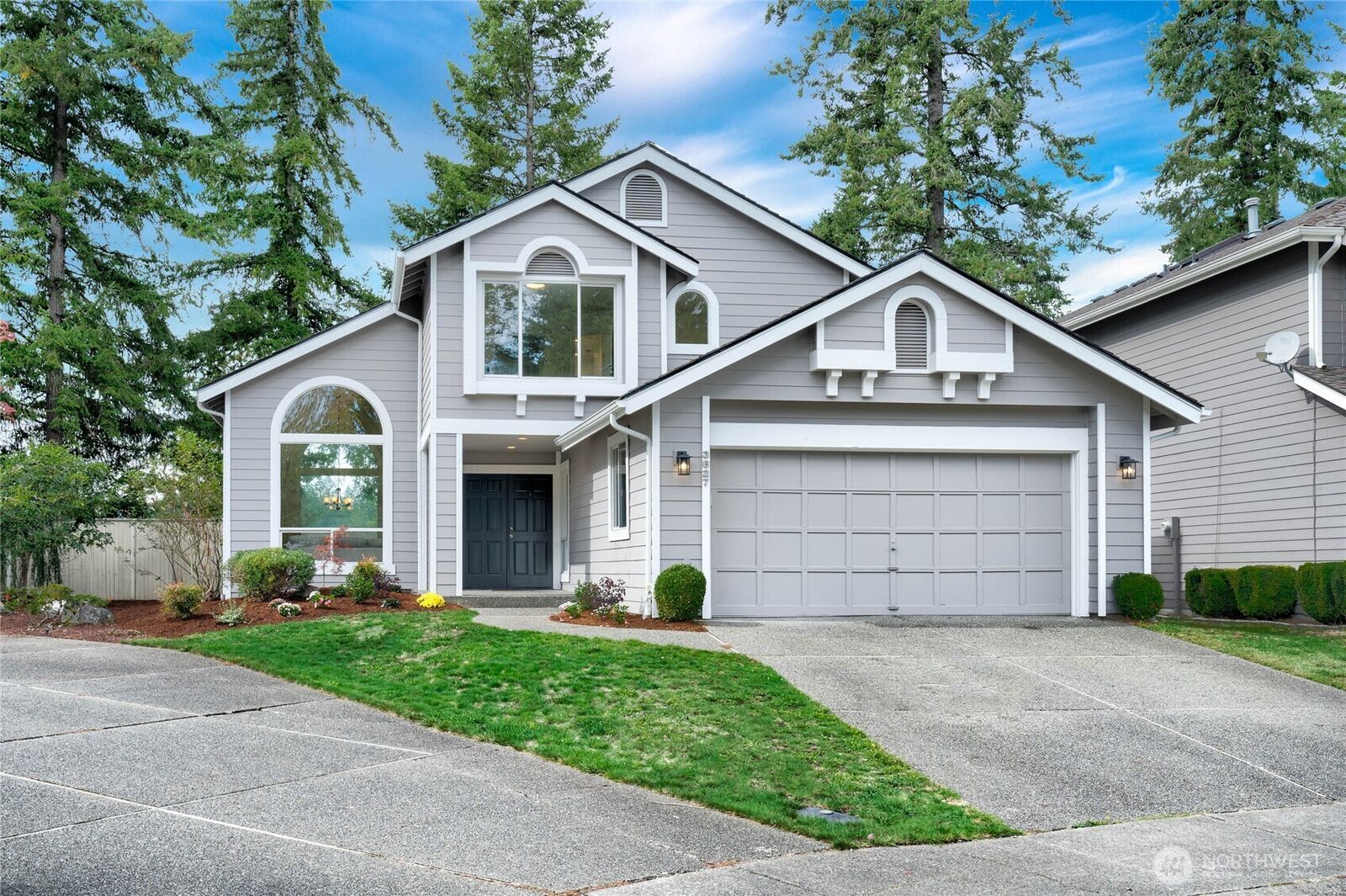 Property Photo:  3627  252nd Place SE  WA 98029 