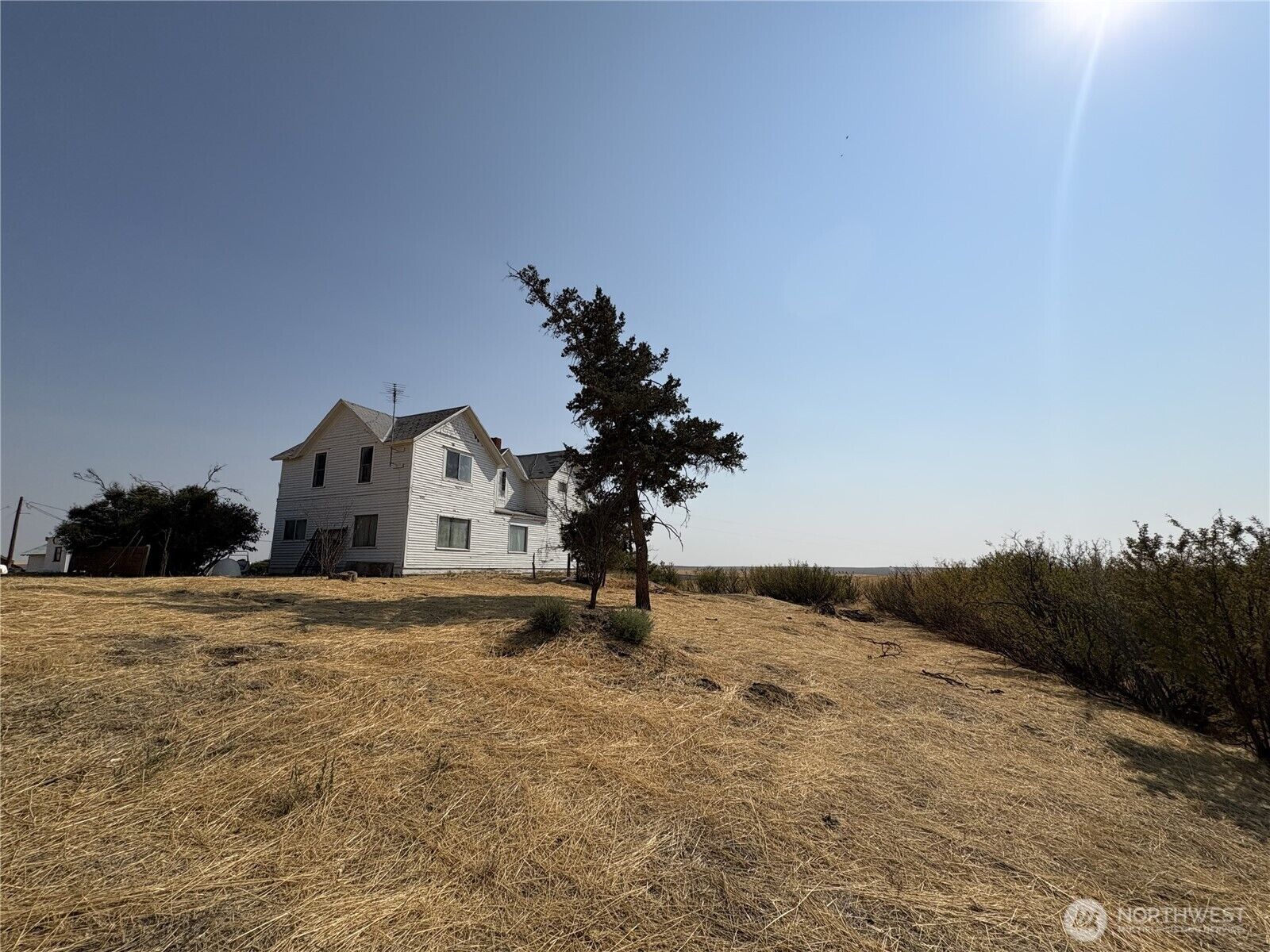 Property Photo:  1225 N Marcellus Road  WA 99169 