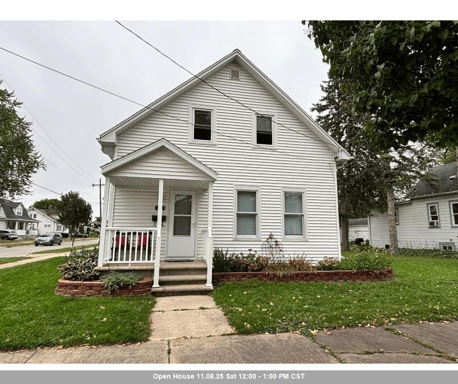 Property Photo: 131 Garfield Street WI 54303