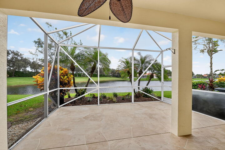 Property Photo: 9871 Galleon Drive FL 33411