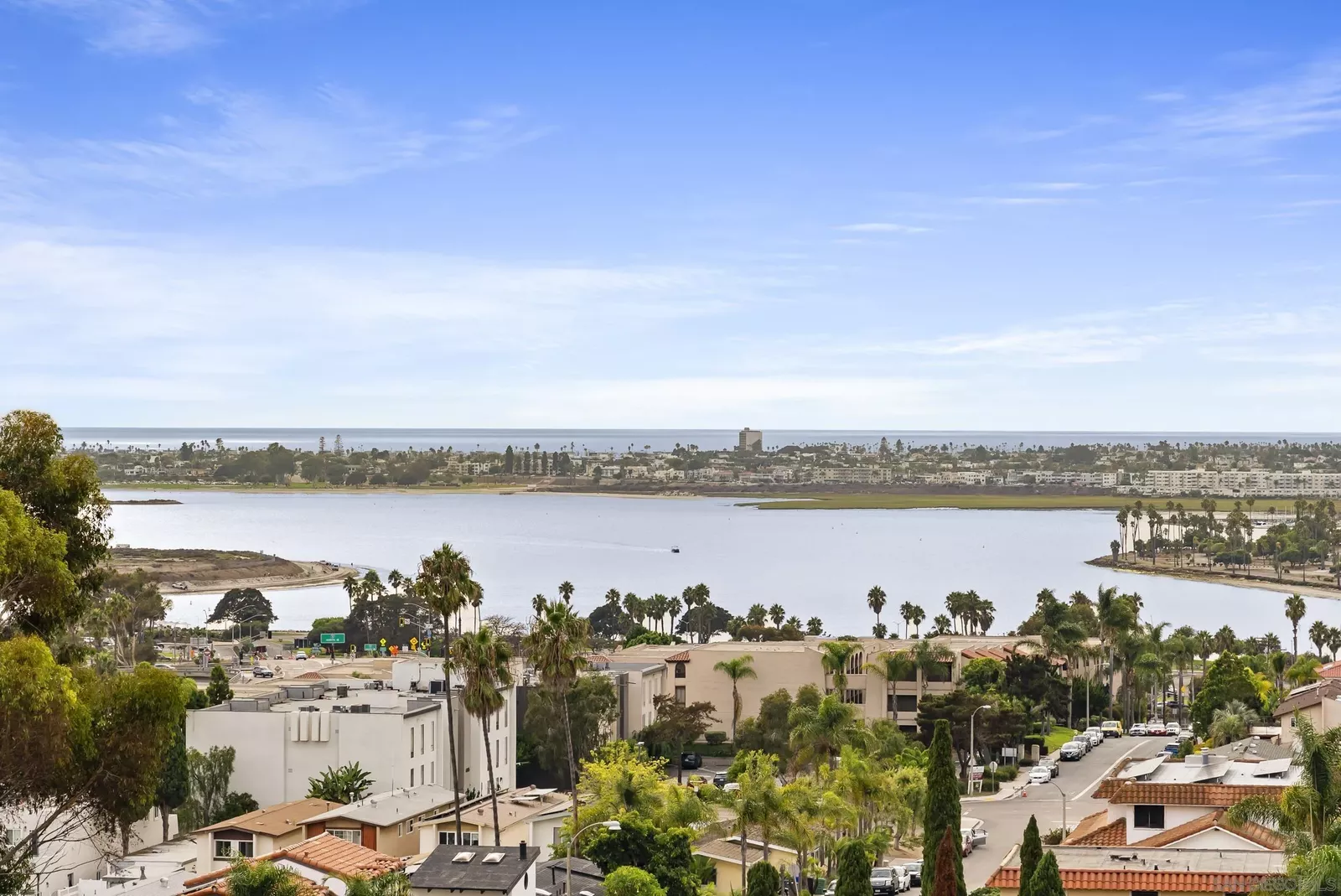 Property Photo:  2812 Hartford Ct  CA 92117 