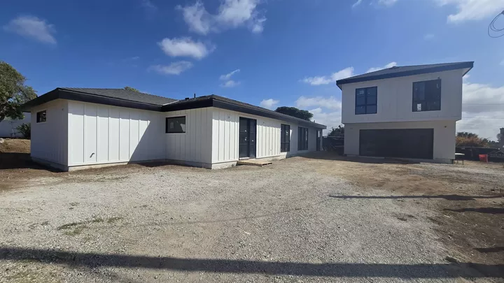 227 Hill Dr  Vista CA 92083 photo