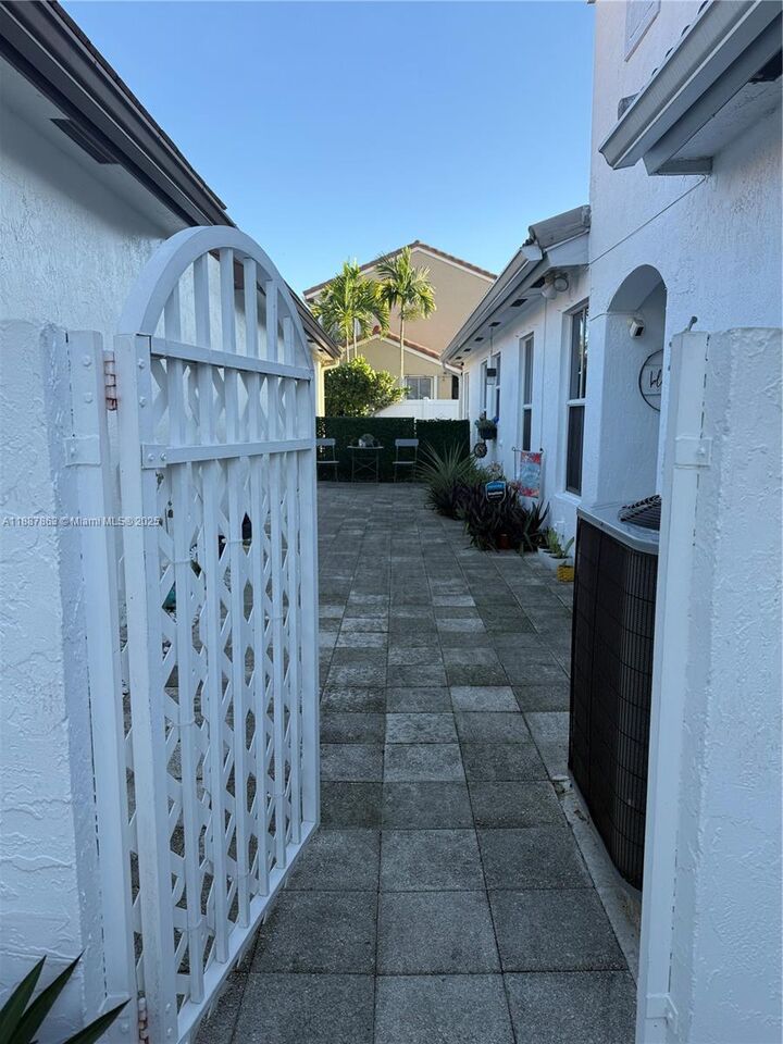 Property Photo: 18456 NW 22nd St FL 33029