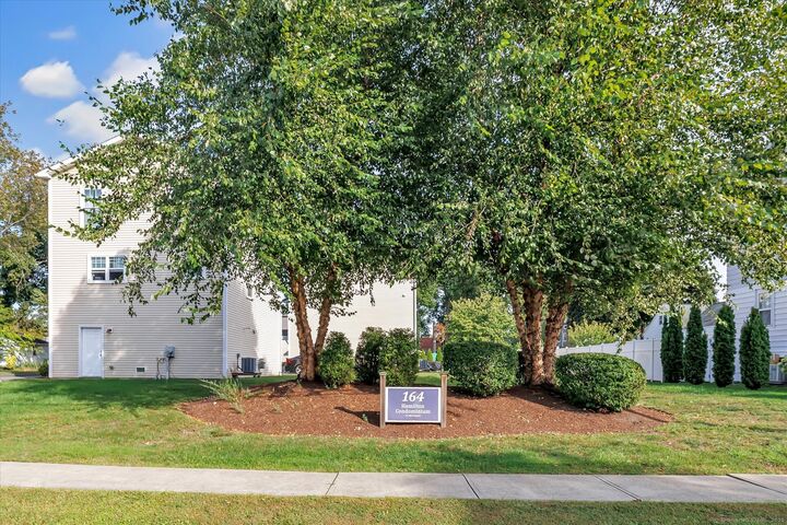 164 Hamilton Avenue 4  Stratford CT 06615 photo