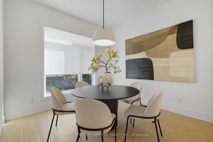 Property Photo: 120B Cochrane Street ON L1N 5H8