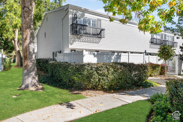 Property Photo: 584 E 3990 S UT 84107
