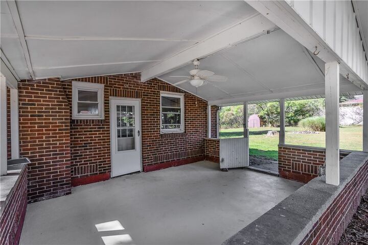 Property Photo: 169 Brandon Rd PA 16057