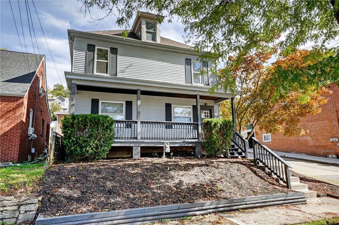 Property Photo: 900 Beaver Rd PA 15003