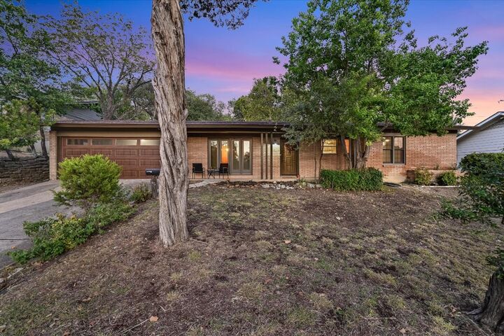 5723 Highland Hills Drive  Austin TX 78731 photo
