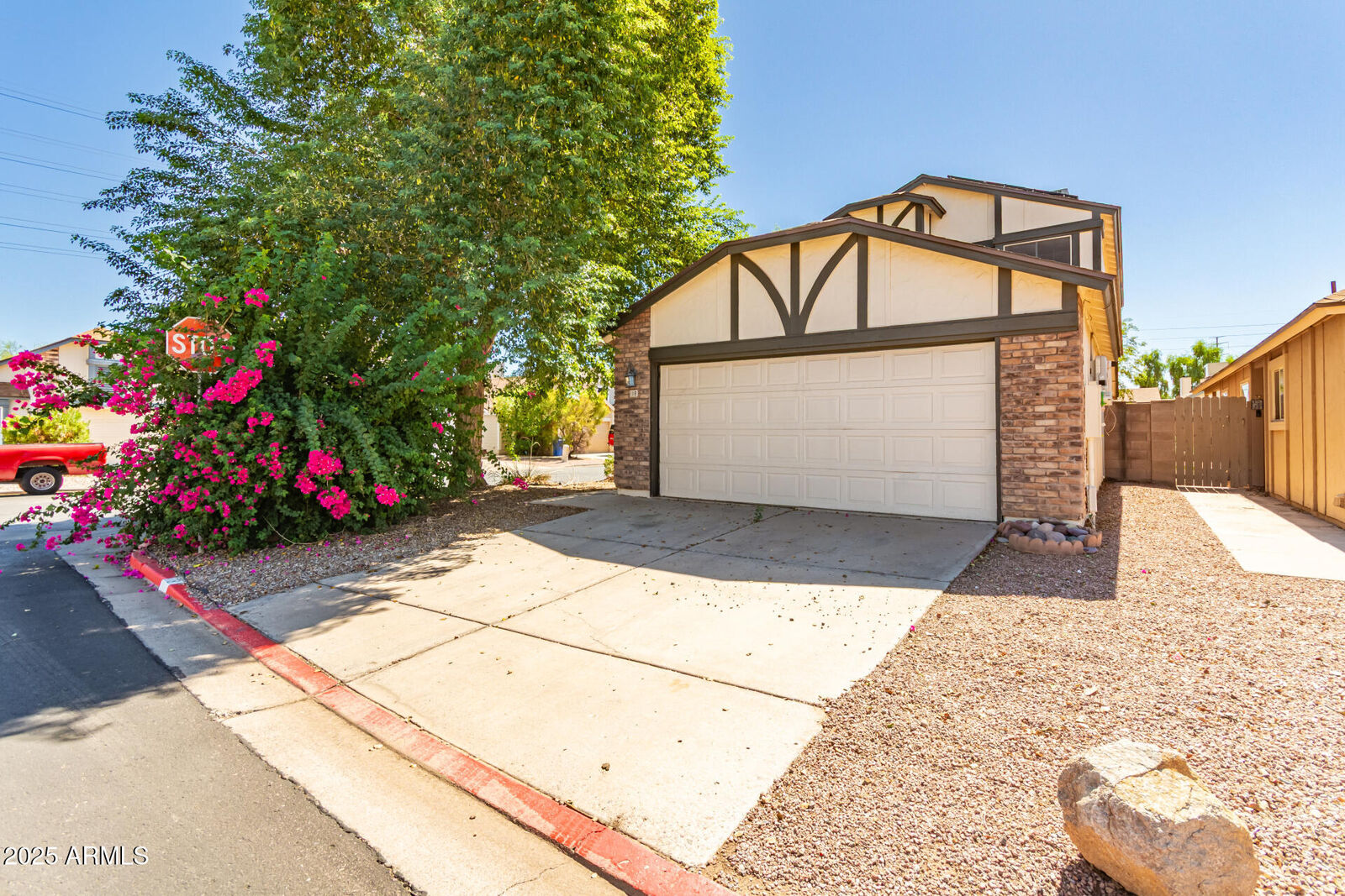 Property Photo:  1915 S 39th Street 118  AZ 85206 