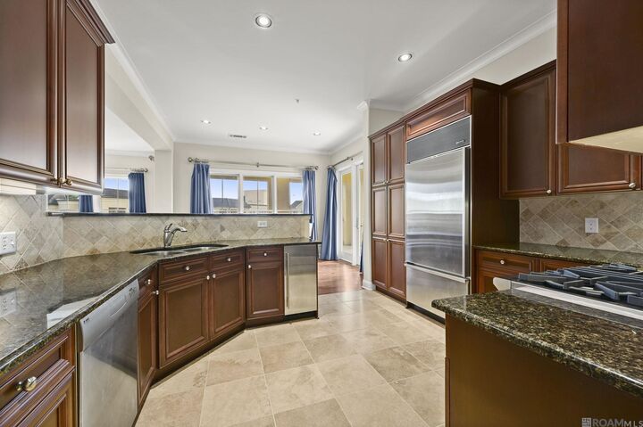 Property Photo:  990 Stanford Ave #504  LA 70808 