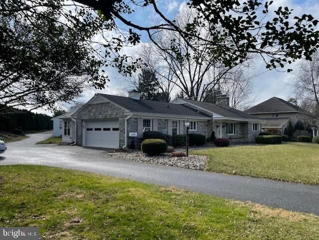 105 Lancaster Avenue  Strasburg PA 17579 photo