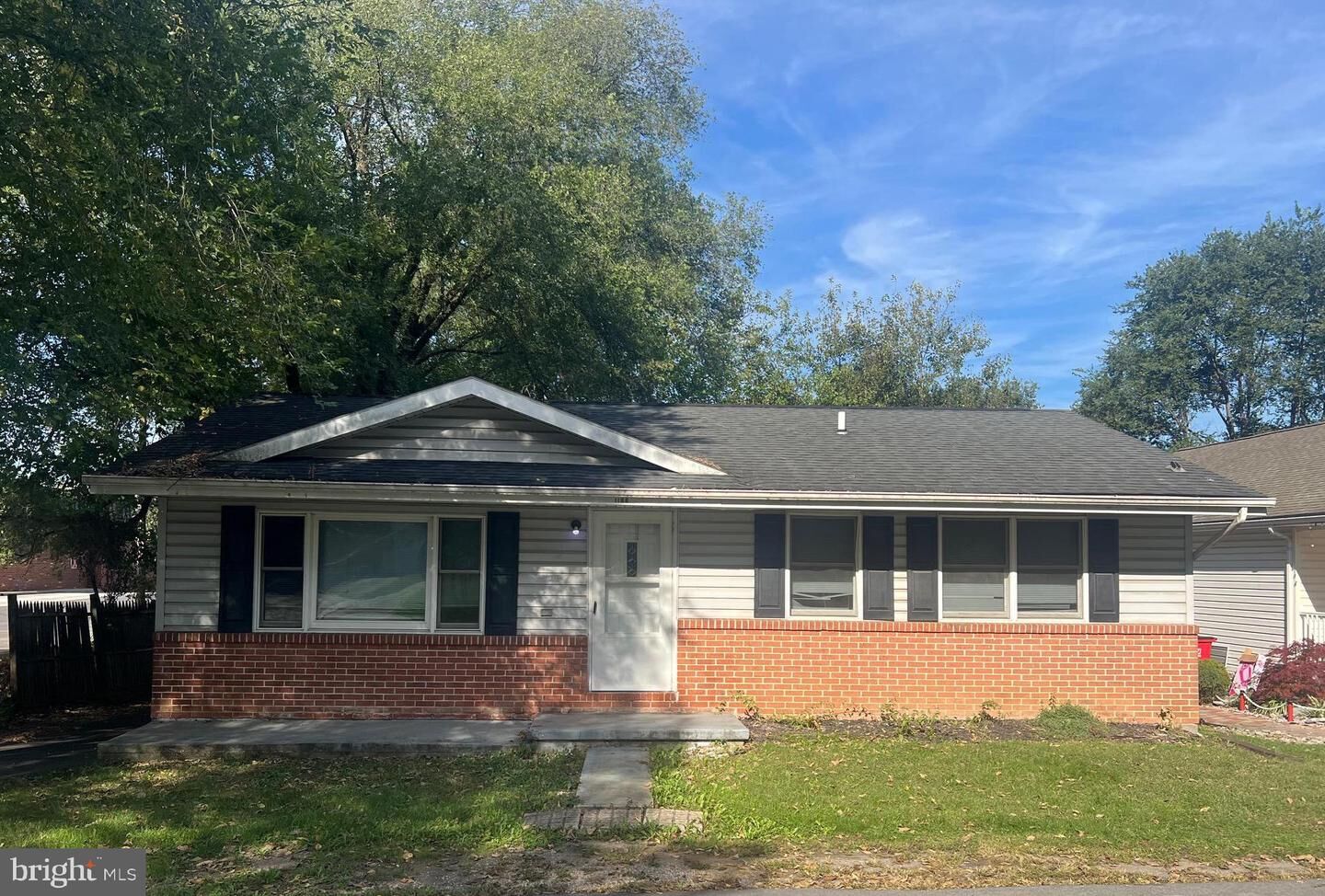 Property Photo:  1100 Grazier Street  WV 25404 