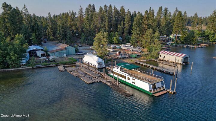 Property Photo:  5729 E Marine Dr  ID 83854 