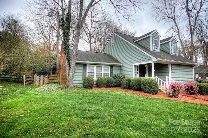 Property Photo:  5733 Connor Boulevard  NC 28226 