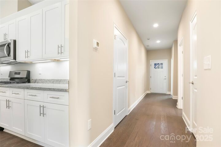 Property Photo: 829 A Wynnshire Drive 59 NC 28601
