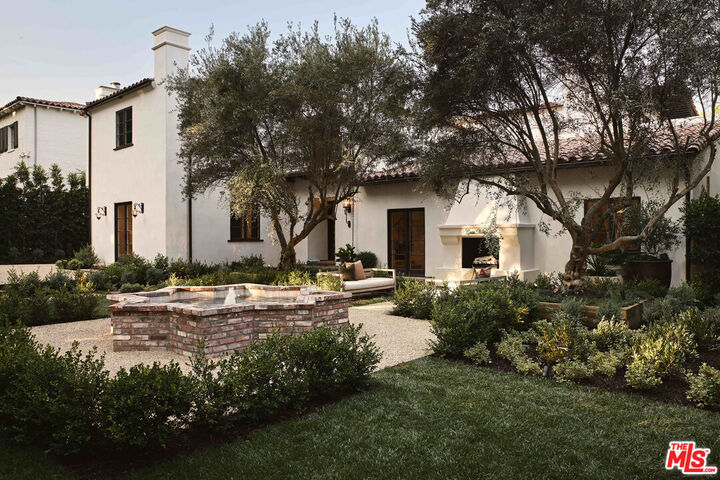 Property Photo: 624 N Arden Dr CA 90210
