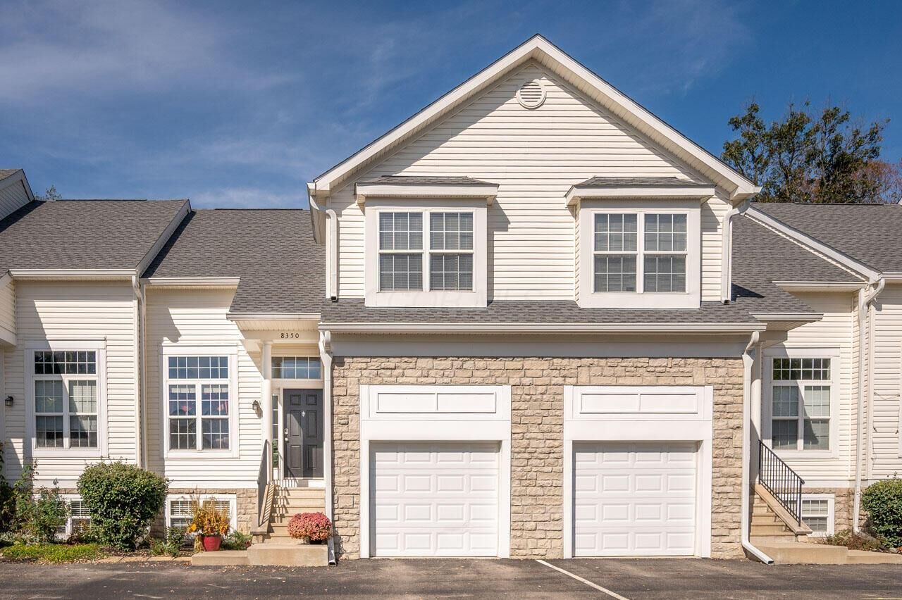 Property Photo: 8350 Hickory Overlook OH 43004