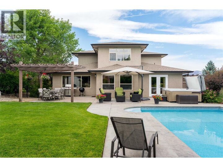 2464 Selkirk Drive  Kelowna BC V1V 2R7 photo