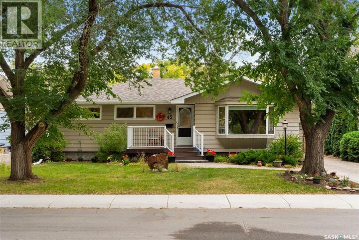 Property Photo:  45 Procter Place  SK S4S 4E9 