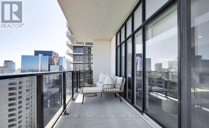 Property Photo: 505 Talbot Street 1307 ON N6A 2S6
