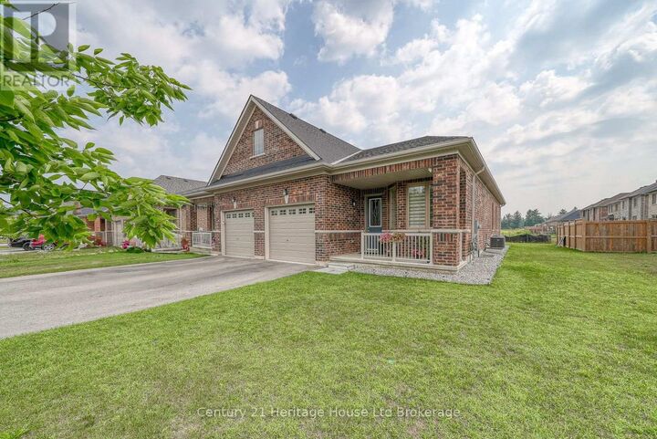 37 Harvest Avenue  Tillsonburg ON N4G 0H9 photo