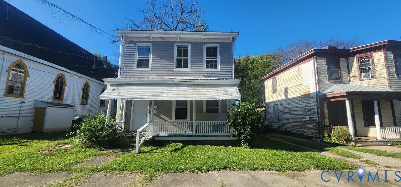 Property Photo: 943 W High Street VA 23803