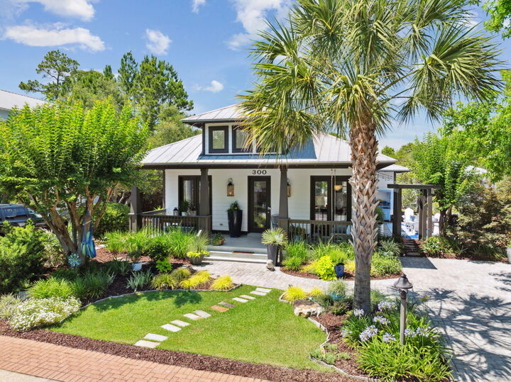 Property Photo:  300 Cassine Garden Circle Circle  FL 32459 