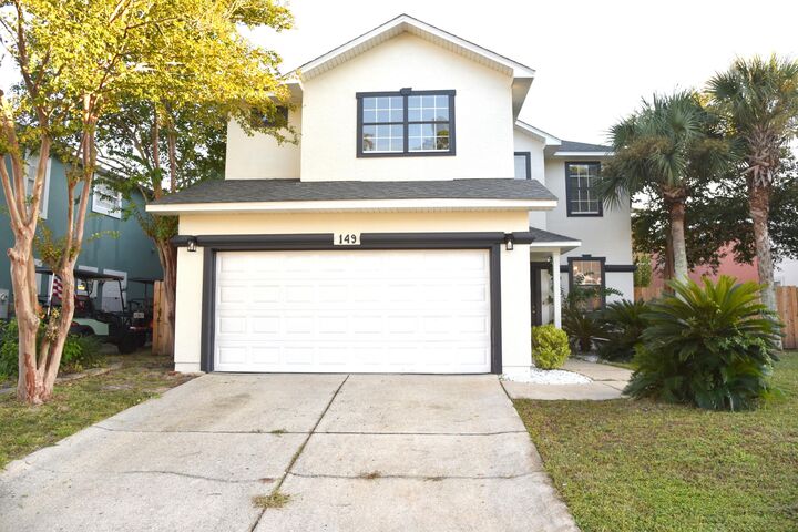 Property Photo: 149 Legion Park Loop FL 32550