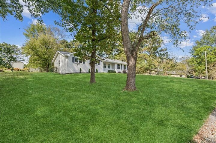 Property Photo: 1545 Falcon Lane GA 30017