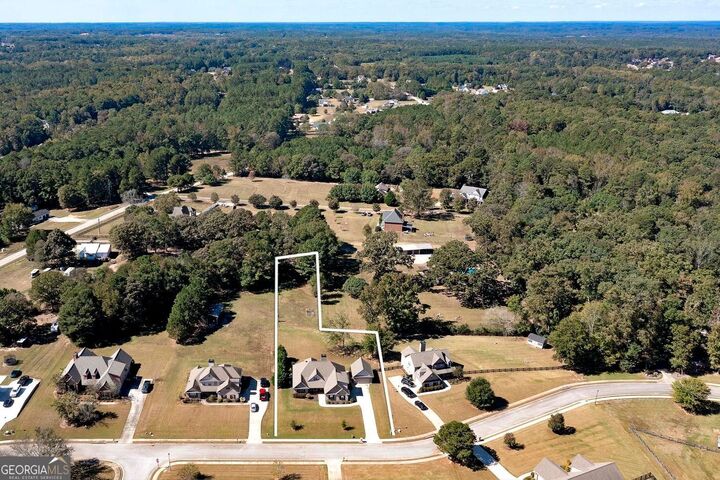 Property Photo:  117 Elite Way  GA 30252 