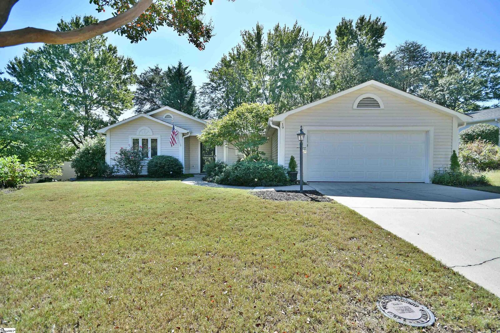 Property Photo:  19 Woodtrace Circle  SC 29615 