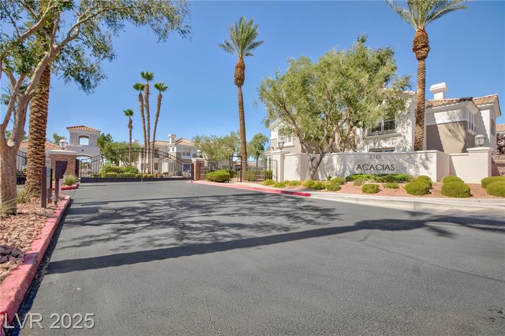 Property Photo:  2325 Windmill Parkway 812  NV 89074 