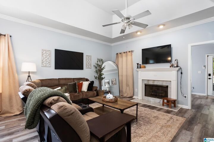 Property Photo: 120 Steeplechase Court AL 35128
