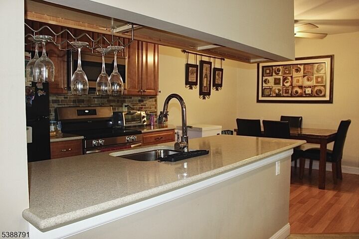 Property Photo:  70 Eton Way  NJ 08873 