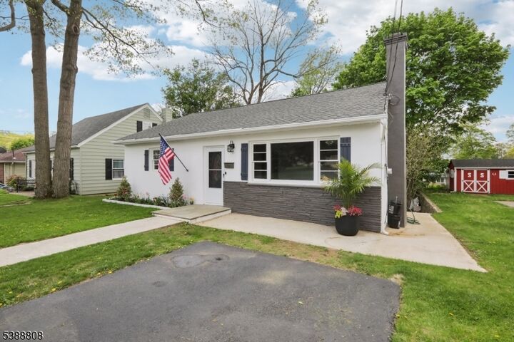 Property Photo: 8 Oak St NJ 07857