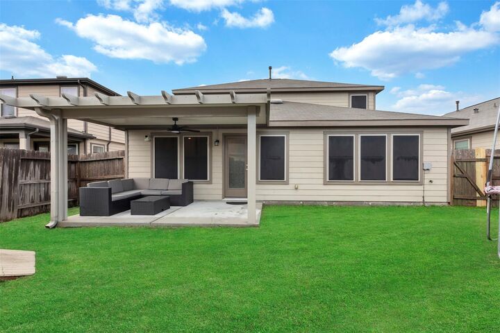 Property Photo: 2542 White Bluff Lane TX 77038