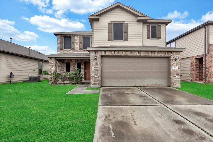 Property Photo: 2542 White Bluff Lane TX 77038