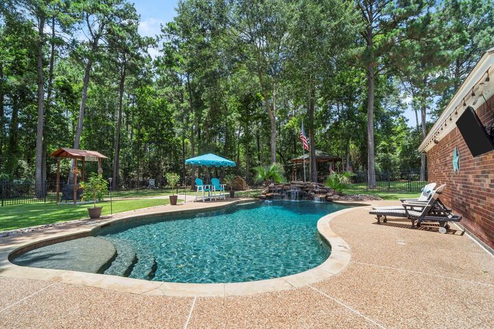 Property Photo: 20302 Country Lake Drive TX 77355