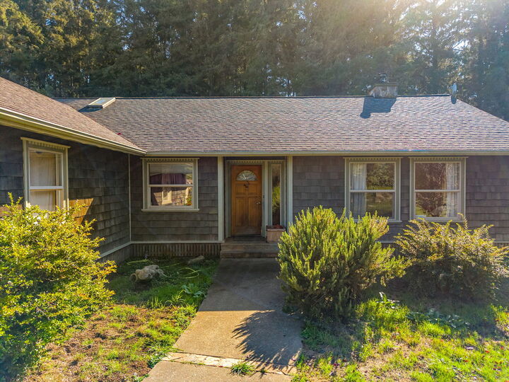 Property Photo:  1690 Baird Road  CA 95519 