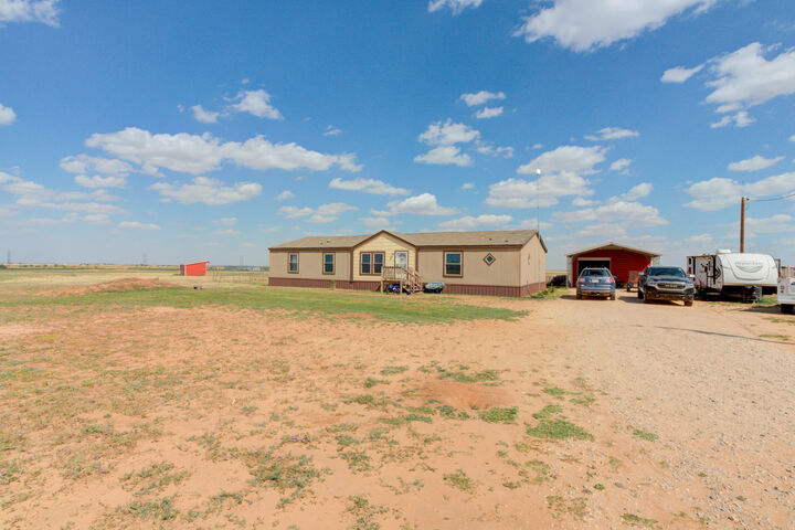Property Photo: 4726 County Road 5300 TX 79415