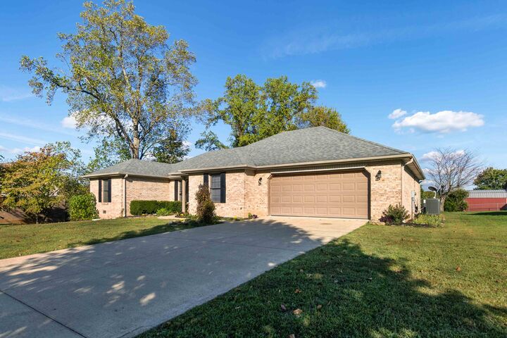 Property Photo: 390 Hidden Springs Drive KY 42503