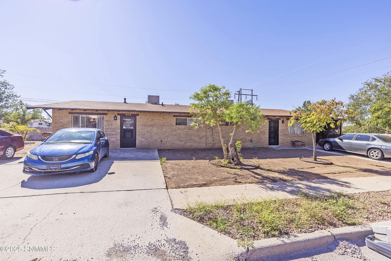 Property Photo: 950 / 952 Glendale Drive NM 88005