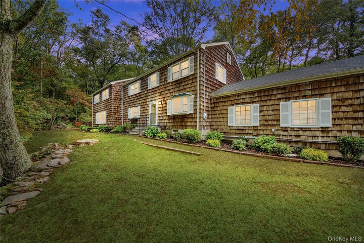 Property Photo:  23 Tatomuck Road  NY 10576 
