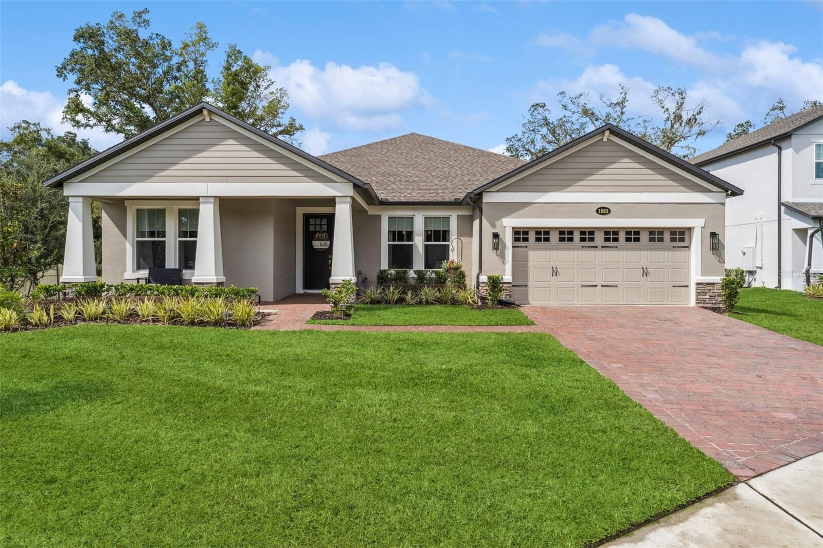 Property Photo: 1022 Conestoga Way FL 32771